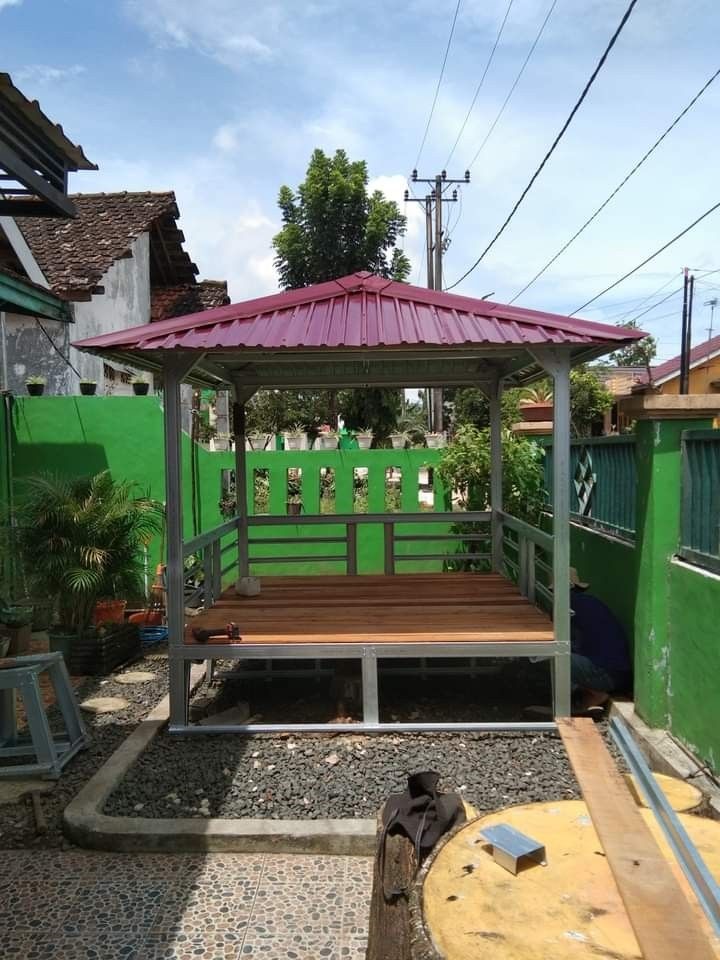 Gazebo Baja Ringan